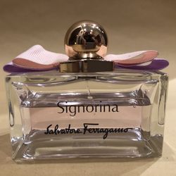 USED- Signorina Salvador Ferragamo