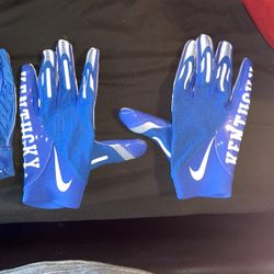 kentucky football gloves 