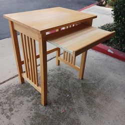 Blonde Wood Computer Table With Pull Out Shelf