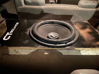Audiopipe 15 inch sub and custom box and brand new amp