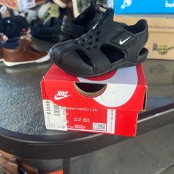 Nike Sandals 