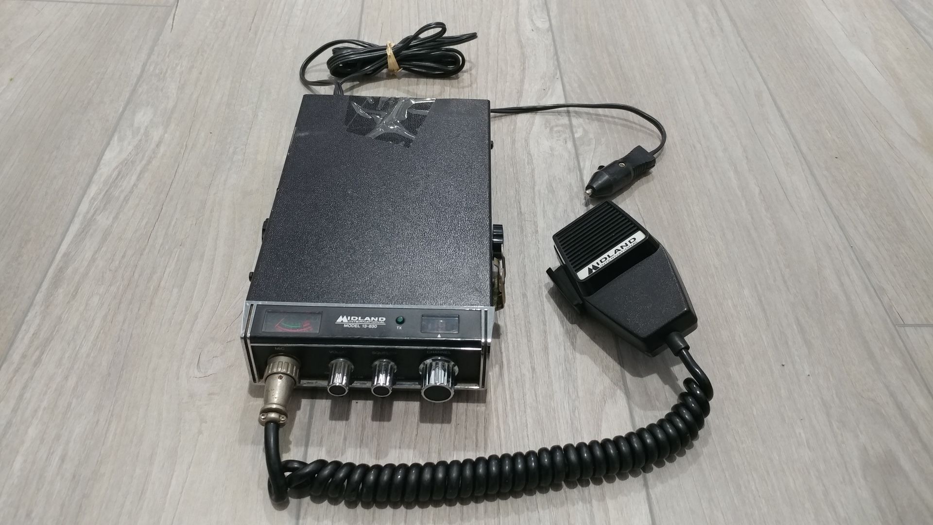 Vintage Midland International Model 13-830 CB Radio—Untested