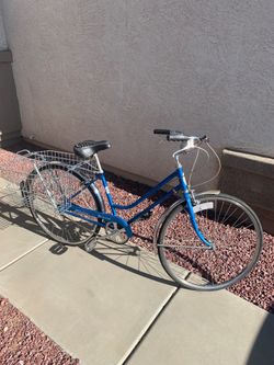 70’s Schwinn Breeze Ladies Bicycle $150.00