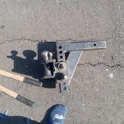 Drop Trailer Hitch With Load Levelers And Sway Bar