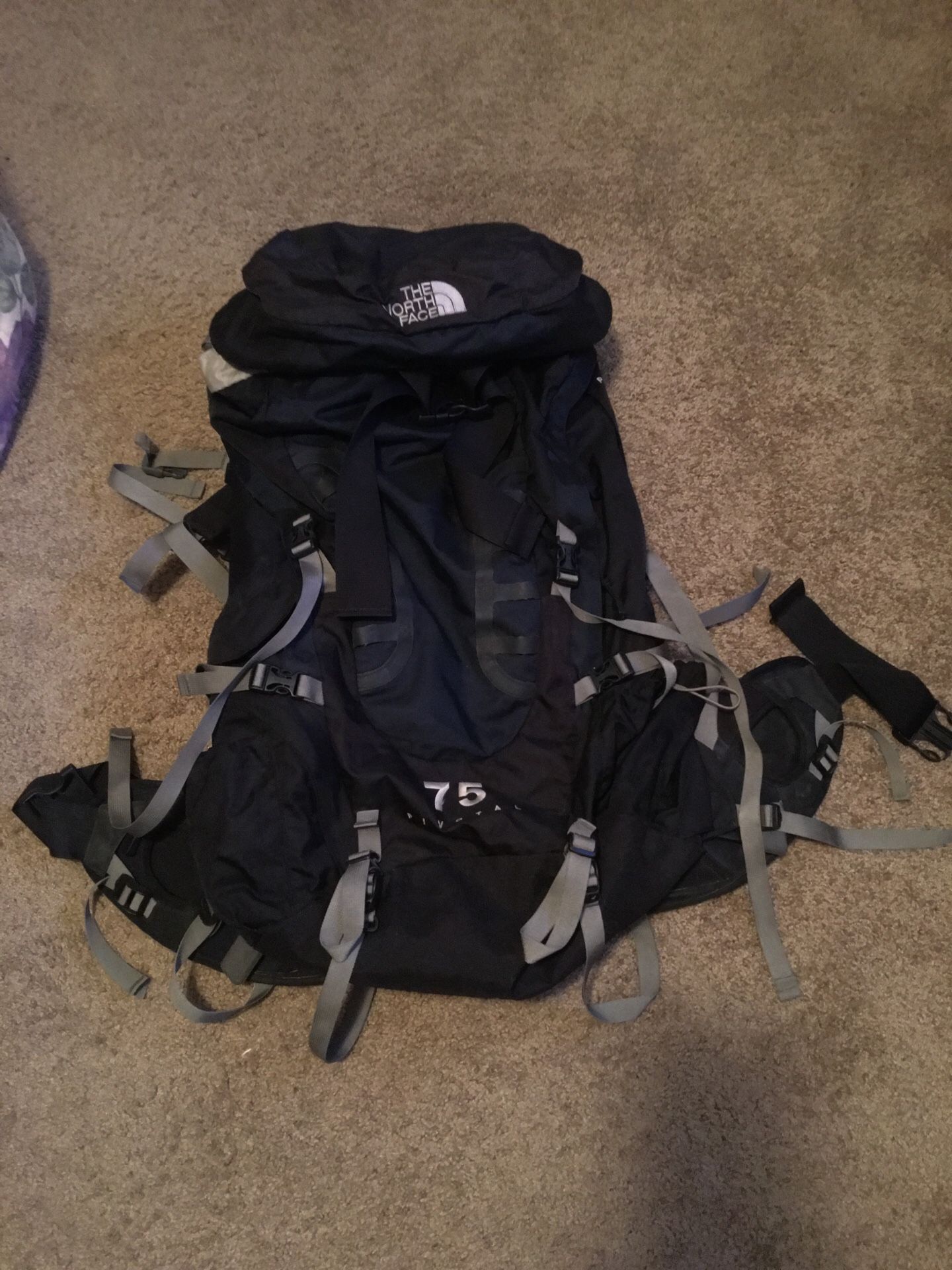 North face pivotal 75 hiking backpack