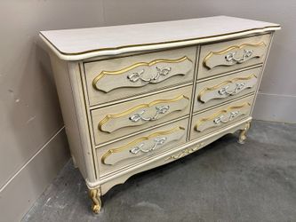 Vintage French Provincial 6 Drawer Dresser with Bronzed Details