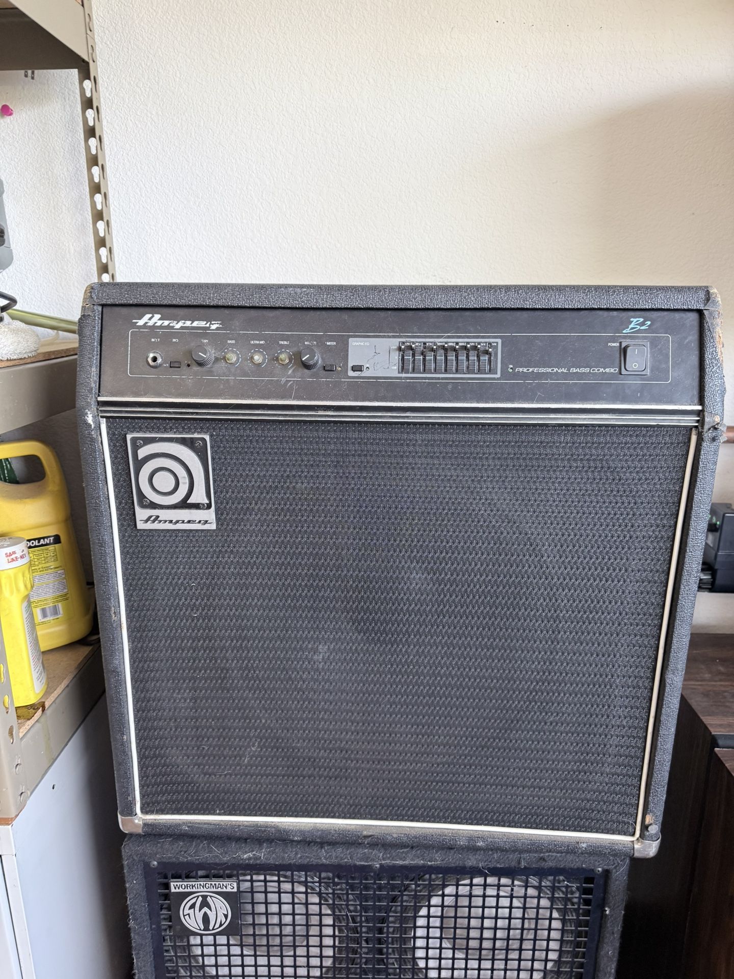 Ampeg B2 15” Amp & Speaker Cab Combo 350 Watts