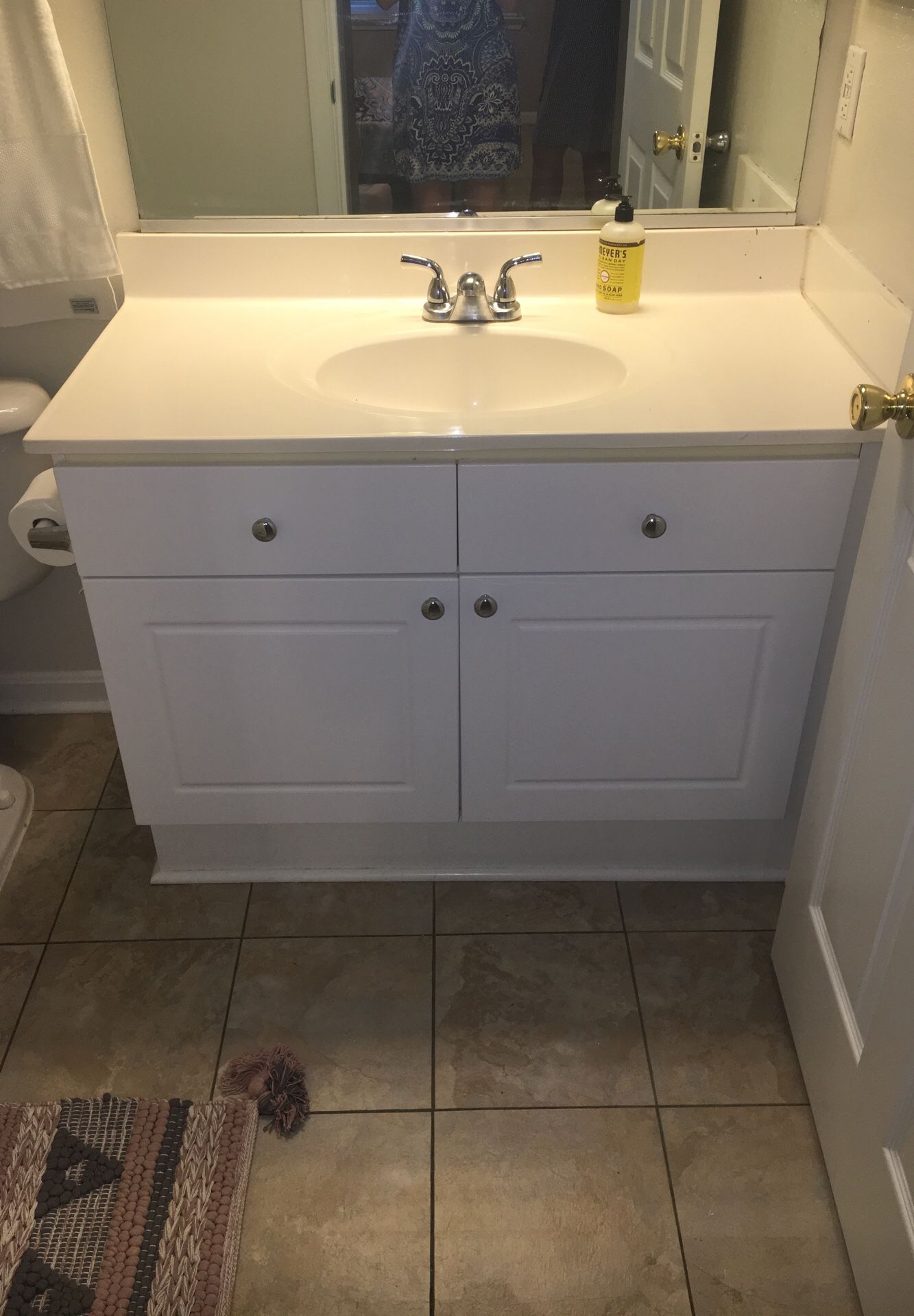 Bathroom vanity