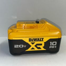 DEWALT 20V 10Ah battery /  Batería DEWALT 20V de 10Ah