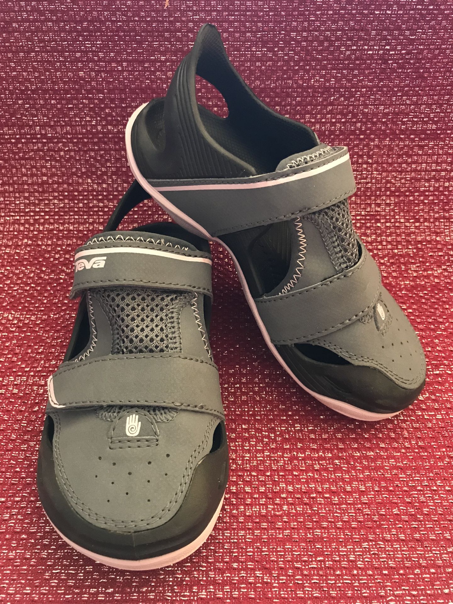 NEW Kids Sports waterproof Sandals Slip On Toddler Size 12