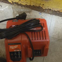 Milwaukee RAPID CHARGE M12 M18 PICK UP CONCORD 