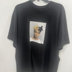 XXXTENTACION Mugshot T Shirt Official Size Large   Great Shape . Raised print on back. Really nice! 