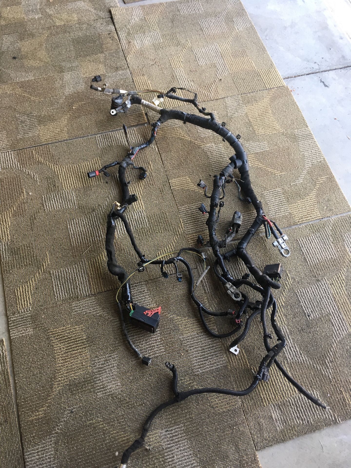 2012 Jeep Wrangler JK engine harness used. For spare parts only!