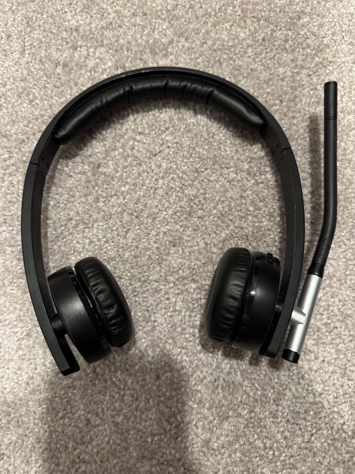 Logitech H820e Wireless Headset