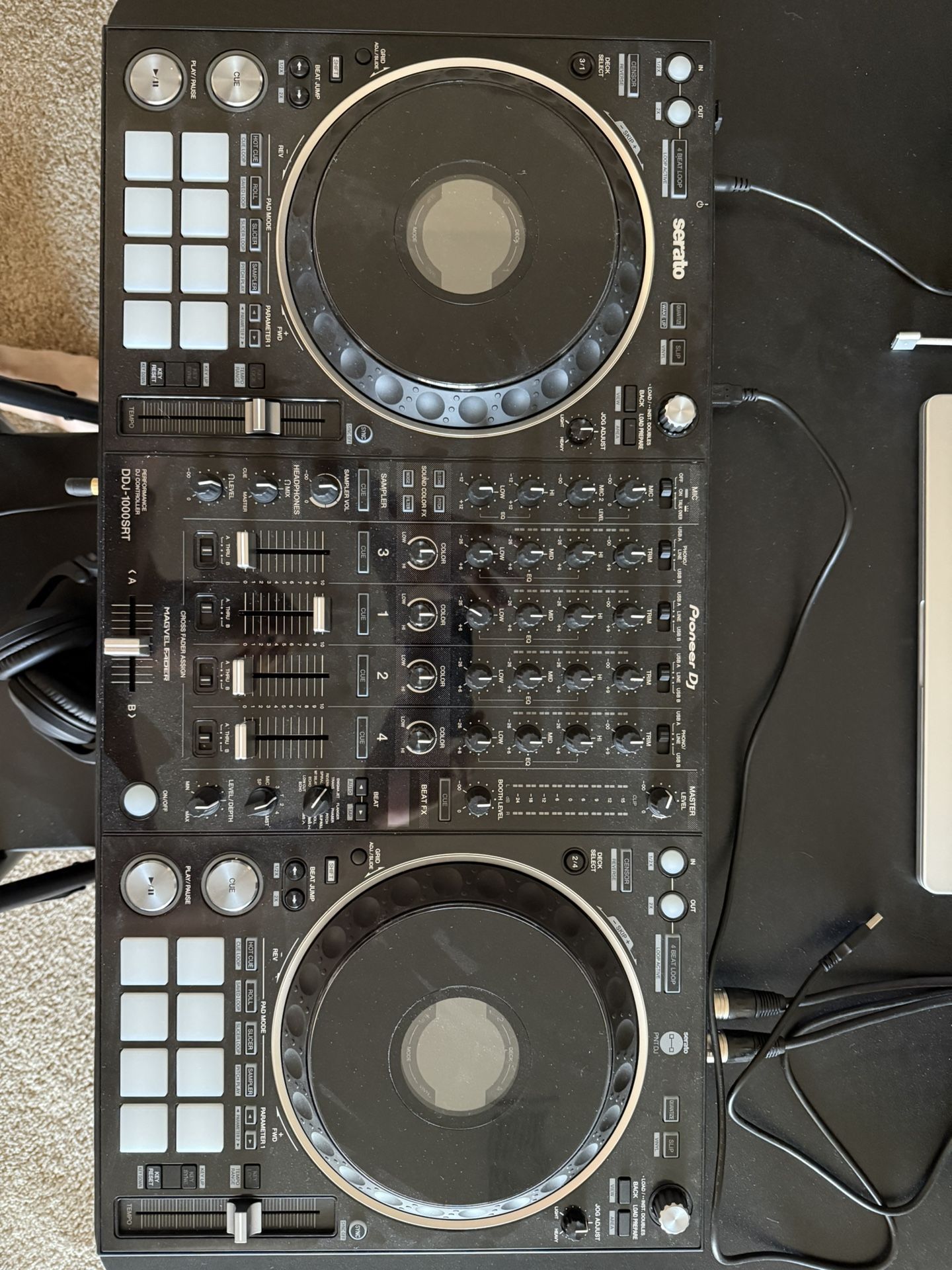 Pioneer DJ DDJ 1000 SRT Controller (Serato)