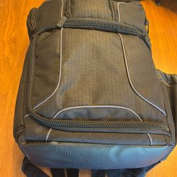 USA Gear Camera Backpack