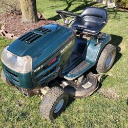Husqvarna 17 store hp ride mower