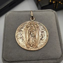 Solid 10kt Rose Gold Virgin Mary Pendant Dije Solido de La Virgen Oro Rosa 10kt