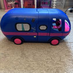 LOL Surprise OMG 4-in-1 Glamper Fashion Camper with Some Accessories Blue