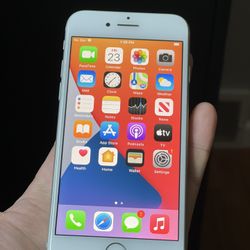 iPhone 7 32Gb Unlocked 