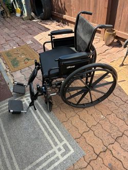 Nice adults chair $80 obo