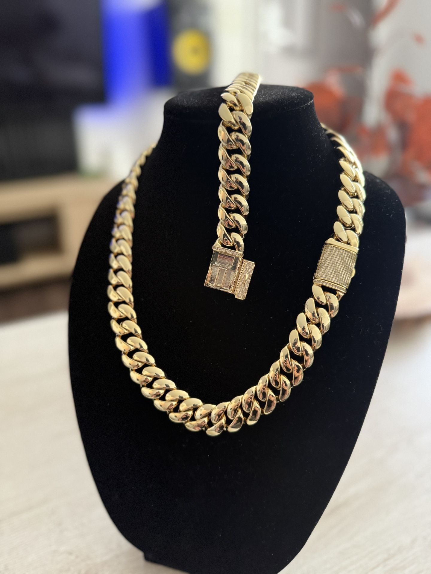 SILVER BASE • 14K GOLD BOND • LIFETIME WARRANTY