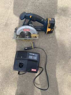 Ryobi cordless saw with charger