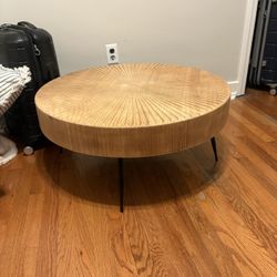 Wood farmhouse Coffee Table