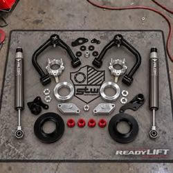 ReadyLift Suspension Kit with Falcon Shocks