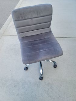 Salon Armless Suede Task/ Pedicure Chair