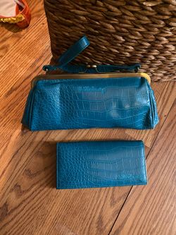 Turquoise Billabong small handbag and wallet