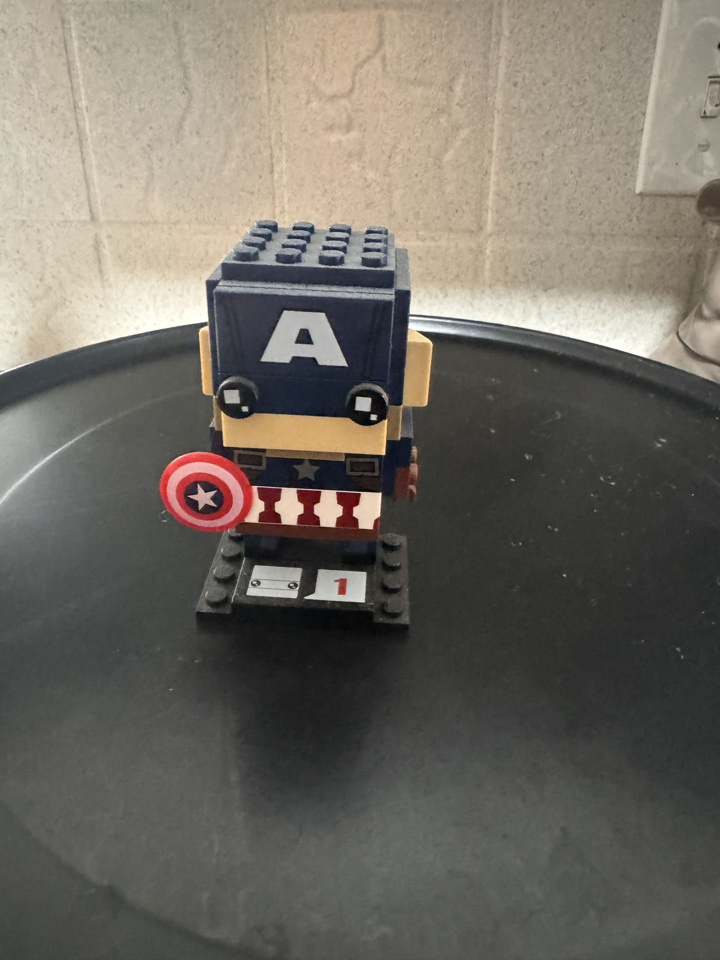 Lego Brickheadz Captain America