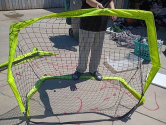 Soccer goals