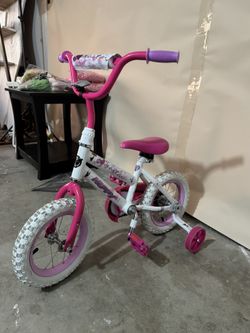 Bicycle With Training Wheels