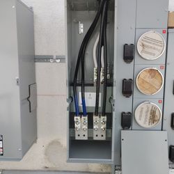 Electrical panel 100 amps 200 amps or 200 amps jumbo