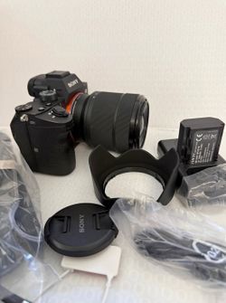 Sony A7iii with Lens 28 -70mm