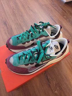Nike sacai vaporwaffle size 12