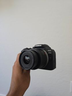 FULL Canon EOS R10 Camera Kit + extras!