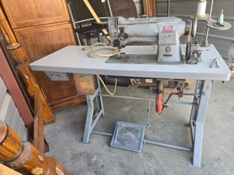 Vintage Commercial Singer Sewing Machine
