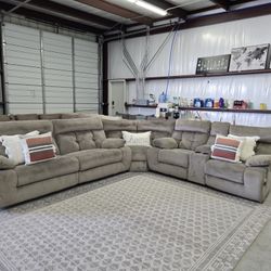 Light Gray Sectional Couch 🚛 CAN DELIVER TODAY 🚚