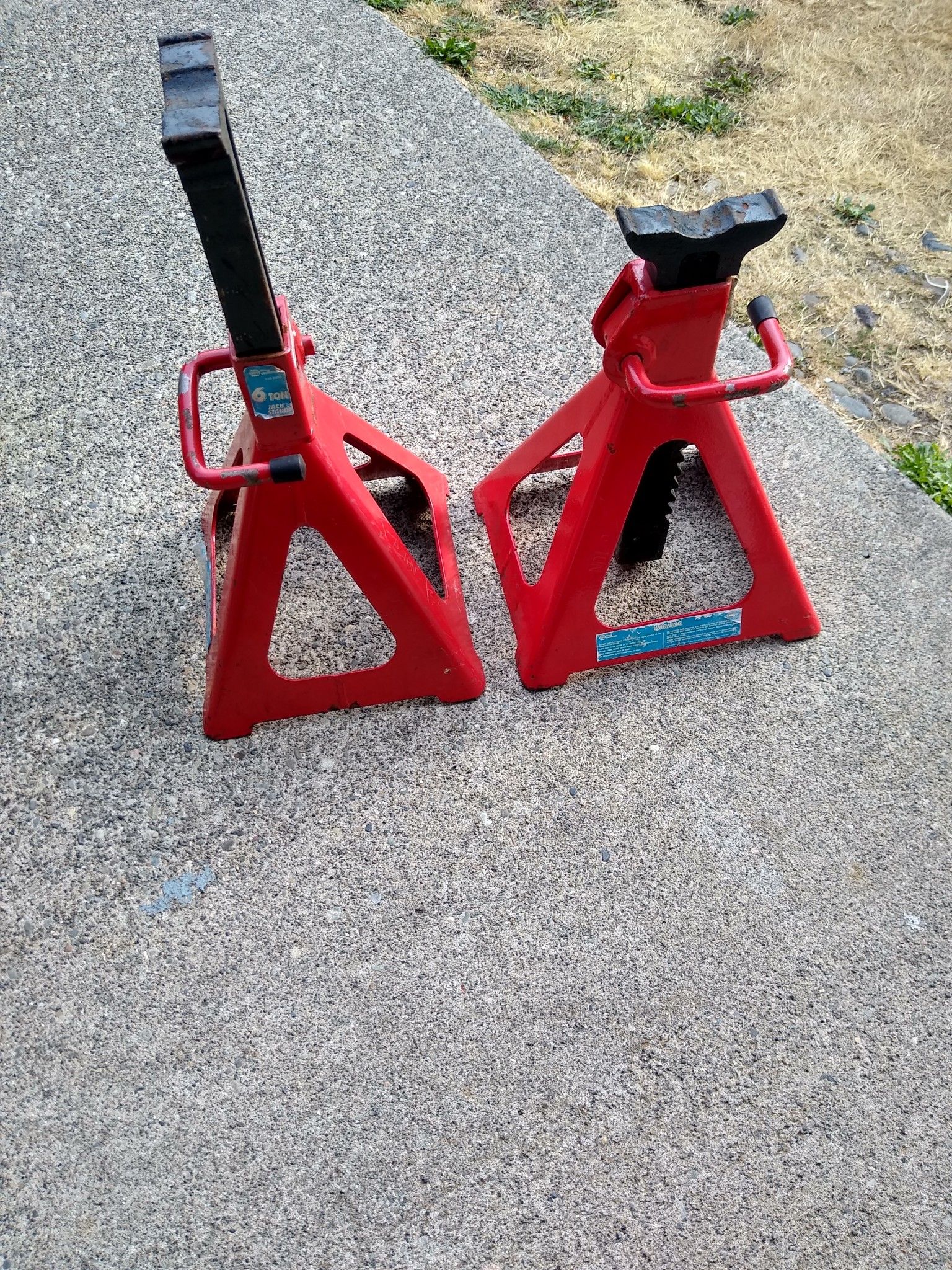 Jack stands 6 ton each
