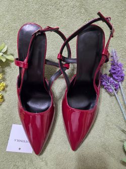 Burgundy color shoes for big girls youth patent leather pointed toe heel 3"H size 3
