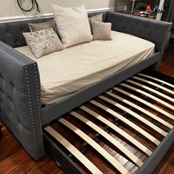 Navy Blue Daybed Frame + Trundle Excellent Condition
