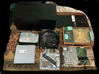 Xbox Series X 1 TB Console for Parts ONLY (Don’t Know if All parts are There)  Has Been Taken apart apart I Didn’t do it so don’t know if everything i