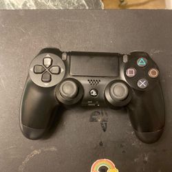 Game Console Ps4 Slim