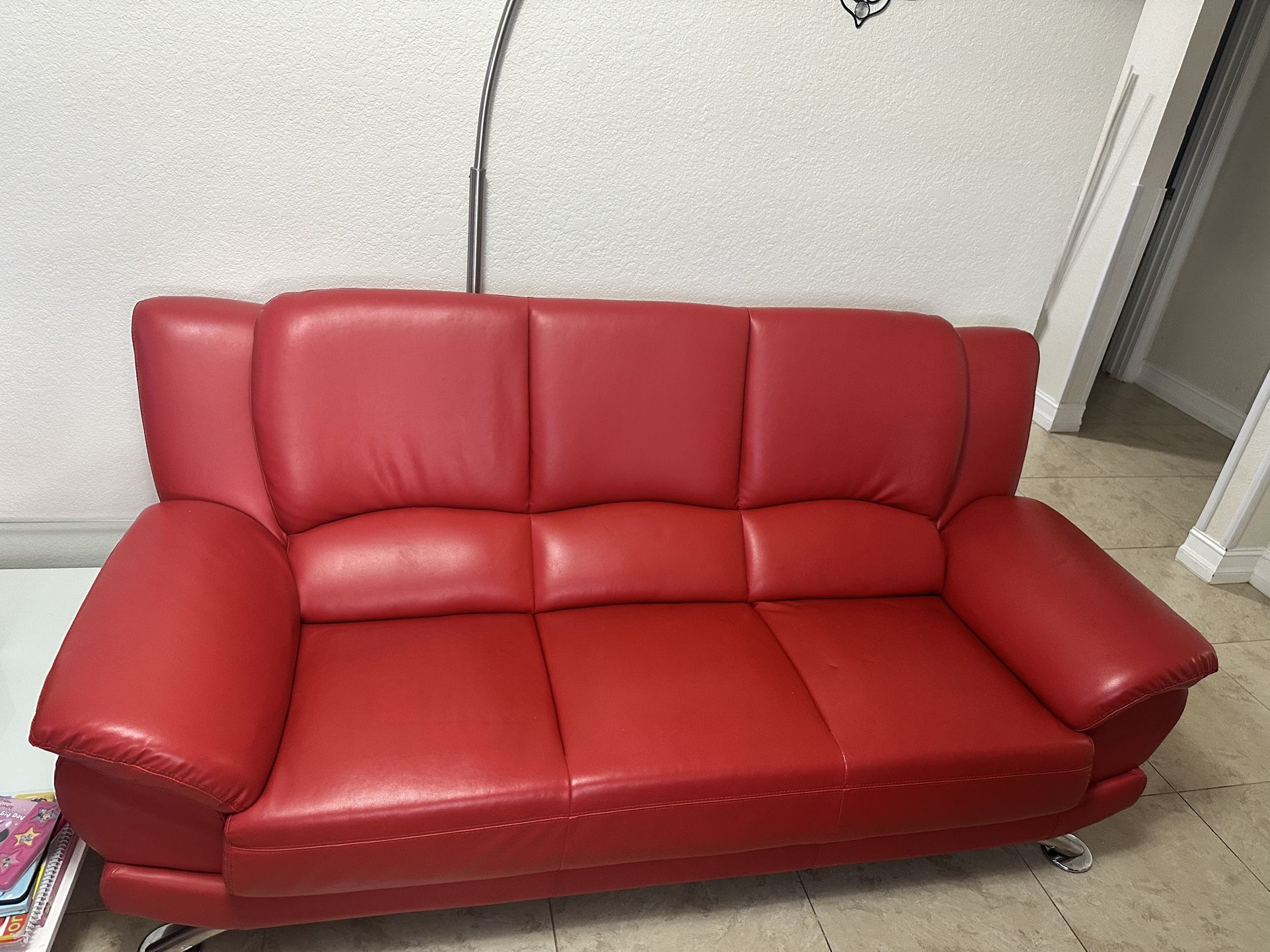 Brand New Modern Sofa And Loveseat