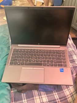 HP ZBook Firefly 14 in G8 Mobile Workstation