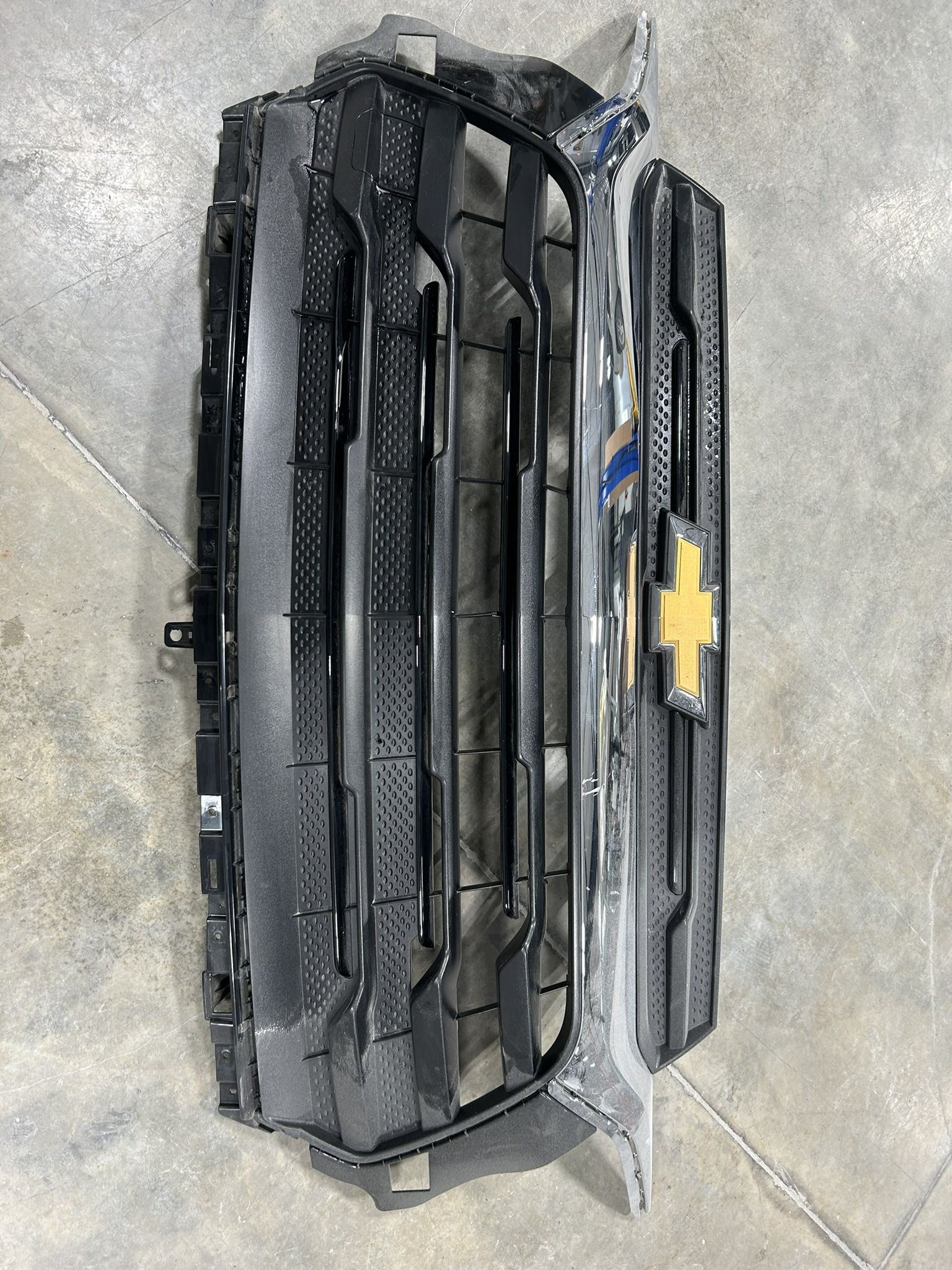 2023 Chevy Trailblazer Grille