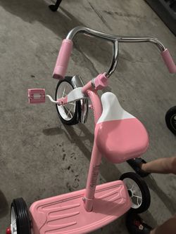 Toddler Radio Flyer Trike