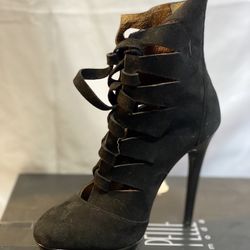 Pelle Moda Limited Design Boots